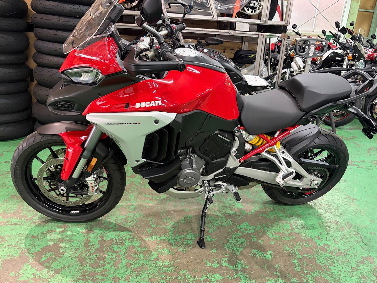 Ducati Multistrada V4S 2024 Red — SM 101