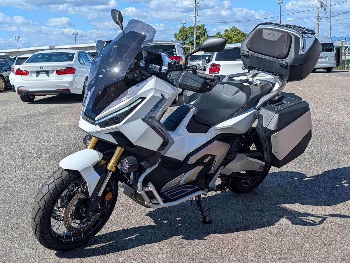 Honda X-ADV V3 2025 White — WM 136
