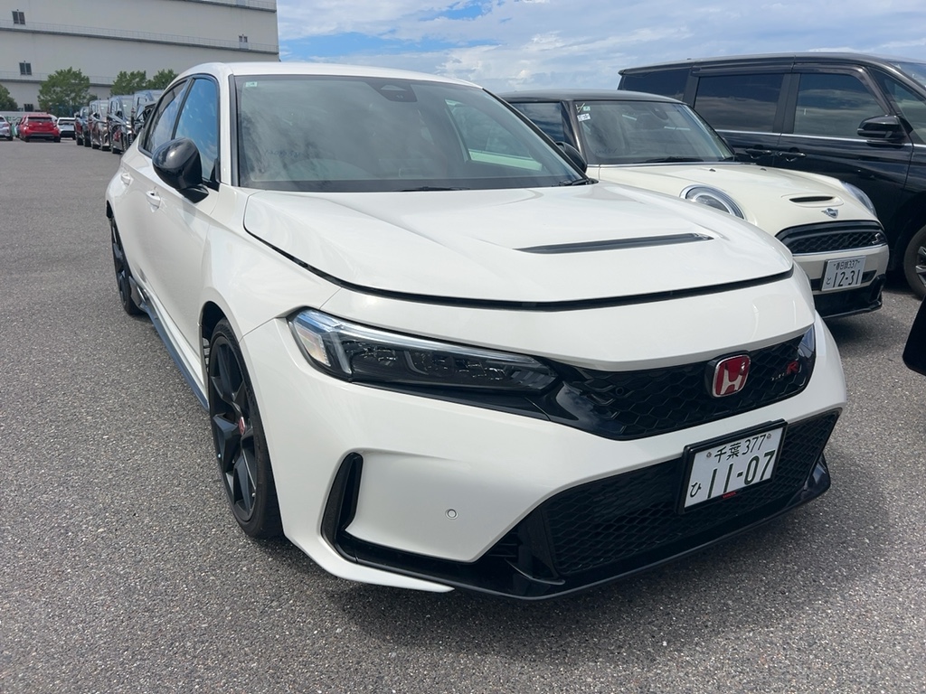 Honda Civic Type R FL5 2025 White — SA 2273