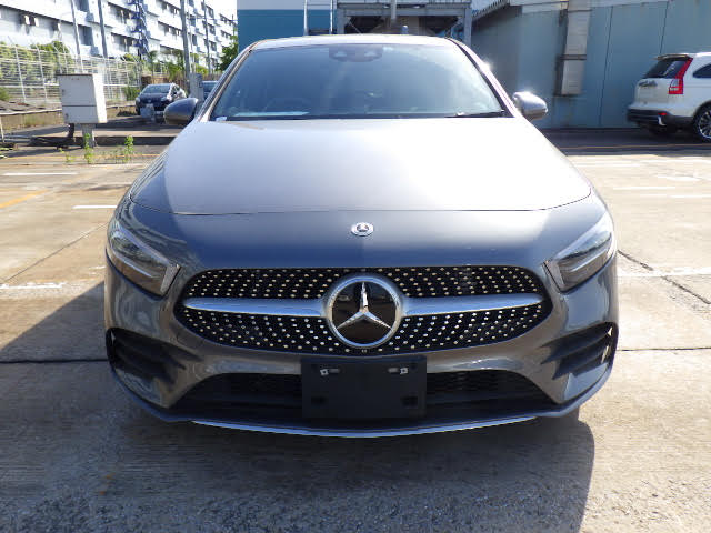 MERCEDES BENZ A180 STYLE AMG LINE (OLD FACELIFT) — DD 292