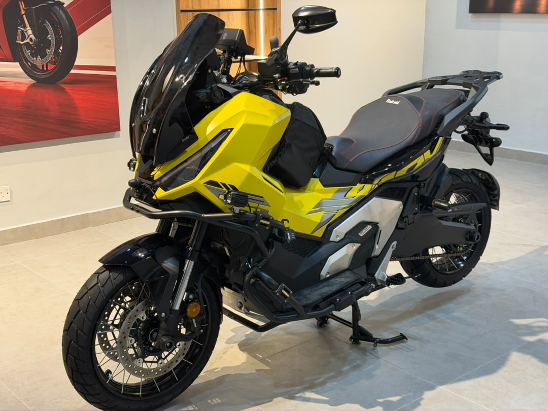 HONDA X-ADV V3 YELLOW — WM 56