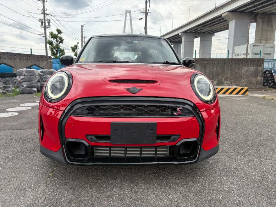 MINI COOPER S 5 DOORS — DC 584