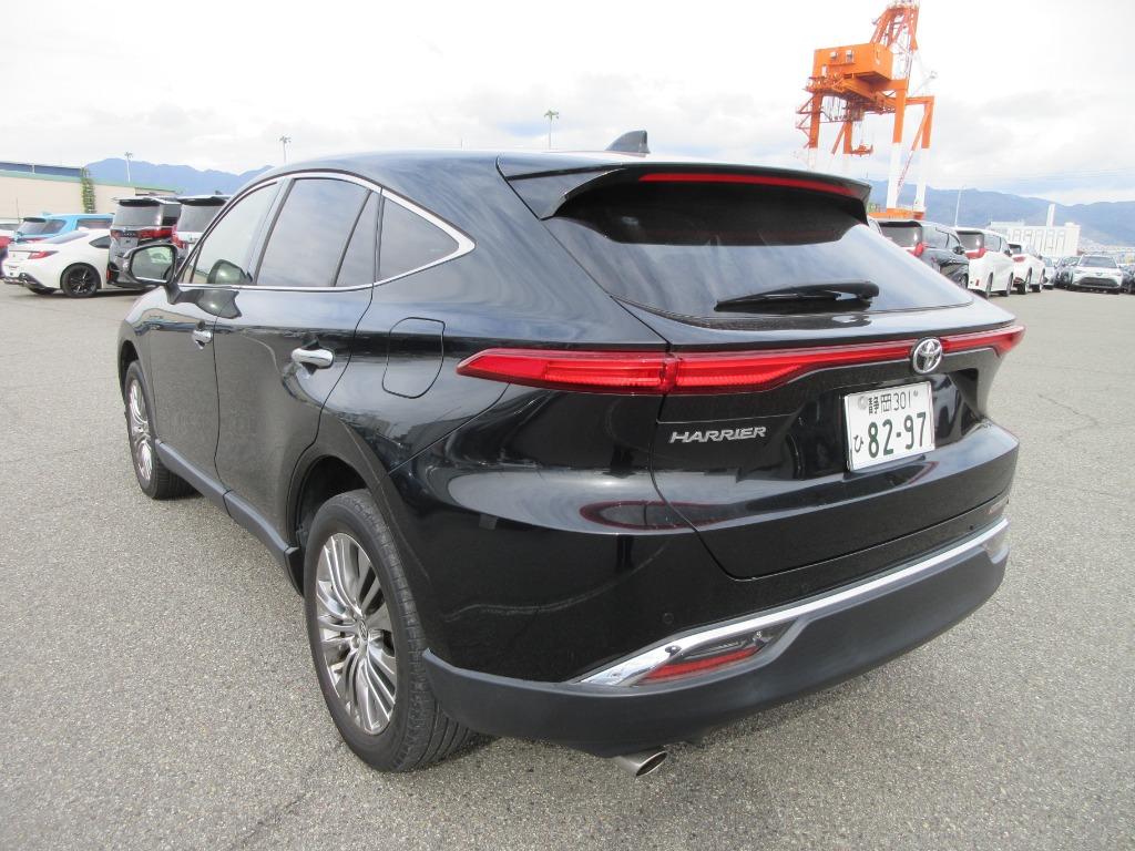 Toyota Harrier 2.0 Z 2021 Black — PSZ 468