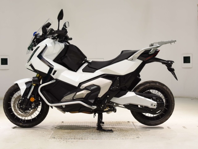 Honda X-ADV V3 2025 White — WM 110
