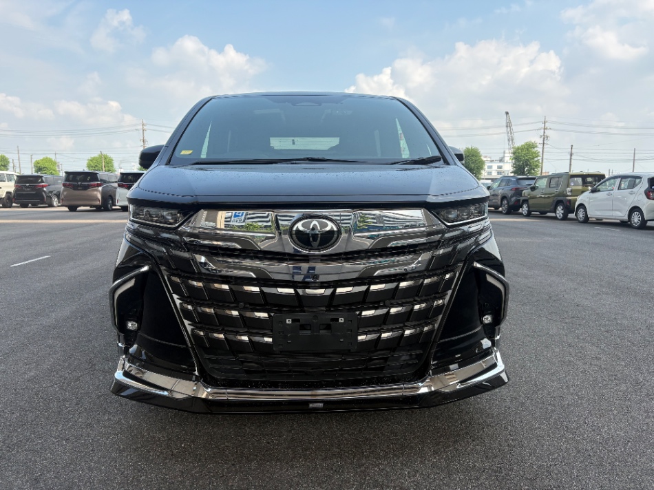Toyota Alphard 2.5 Z 2024 Black — DC 741