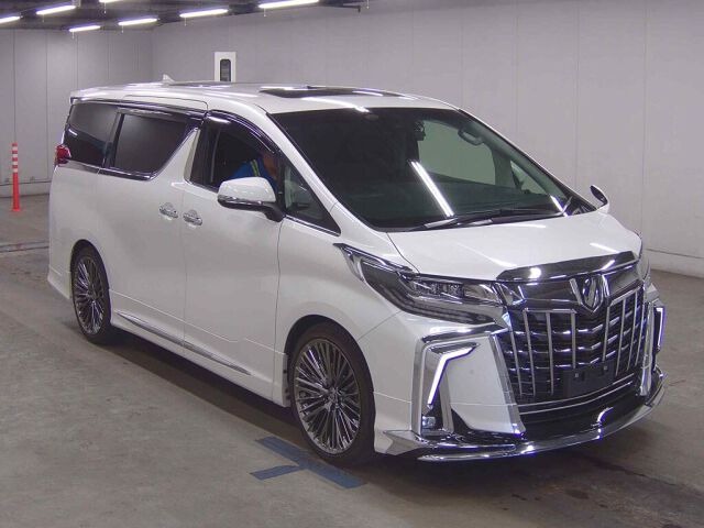 Toyota Alphard 2.5 SC 2022 White — BM 2462