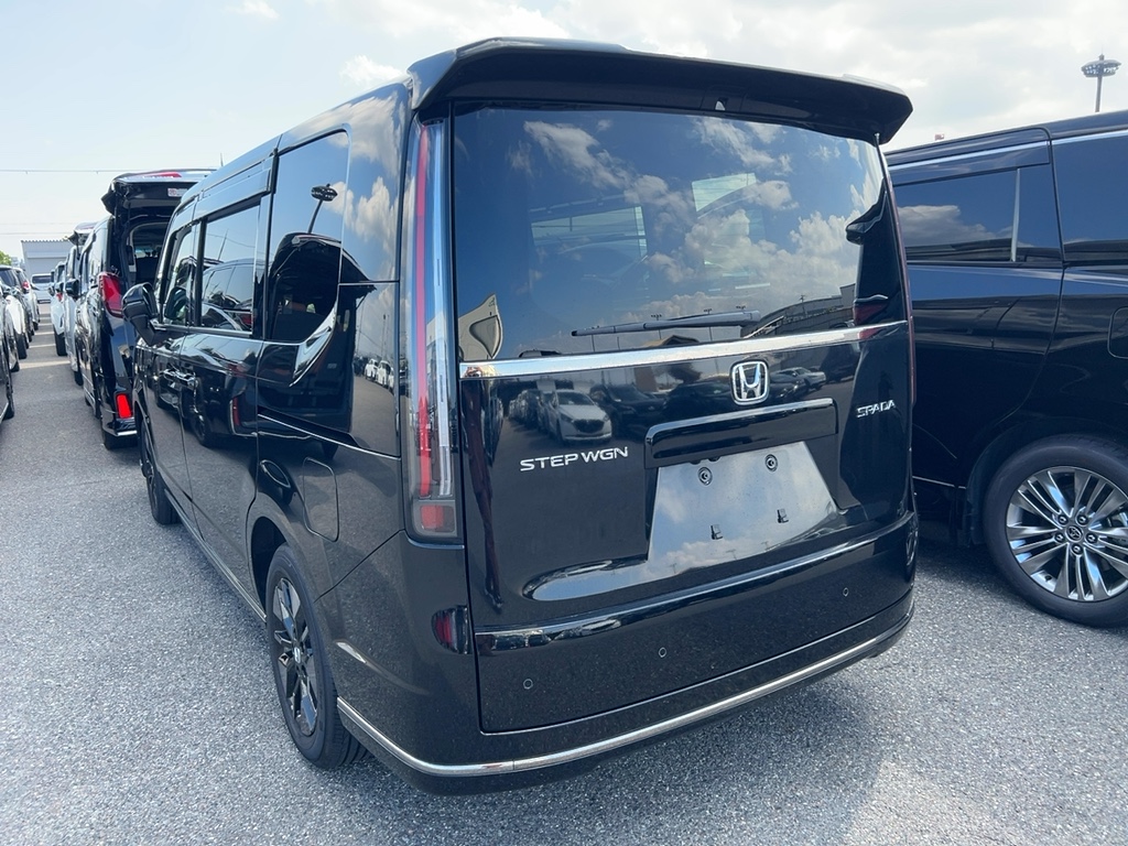 Honda Stepwagon 1.5 Spada 2024 Black — SA 2361