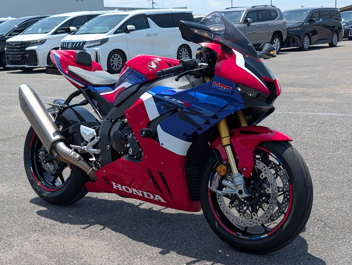 HONDA CBR1000RR-R FB SP — SM 95