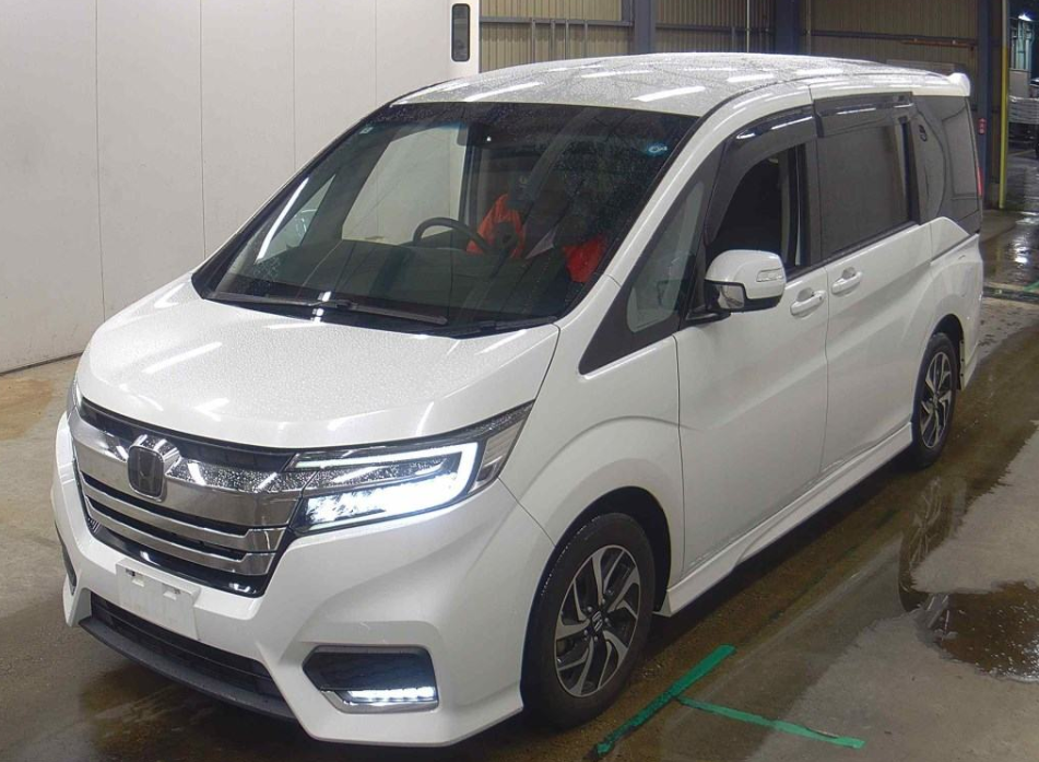Honda Stepwagon 1.5 Spada Honda Sensing 2022 White — SA 2393