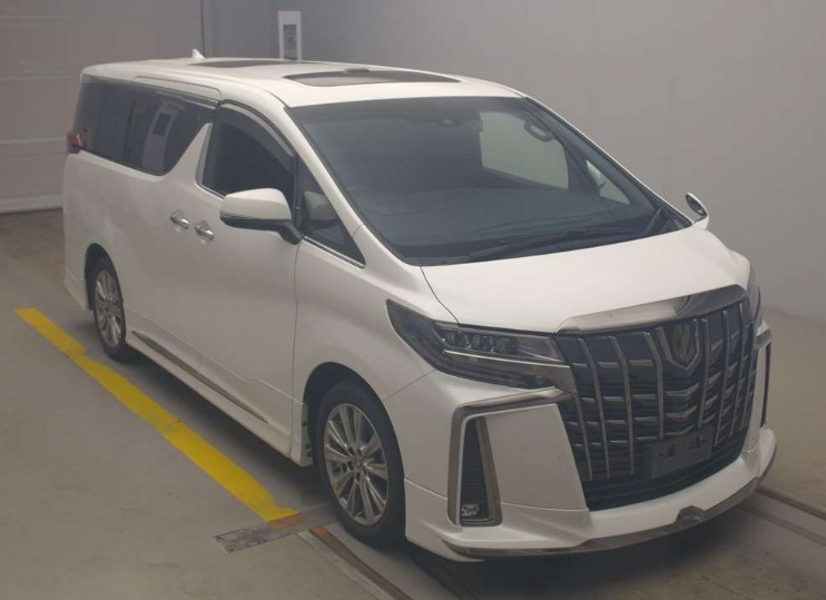 Toyota Alphard 2.5 S Type Gold II Sunroof 2021 White — BMD366