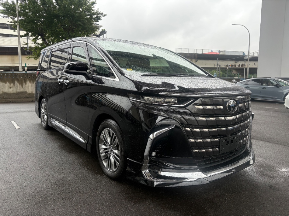 Toyota Alphard 2.5 Z 2025 Black — DC 614
