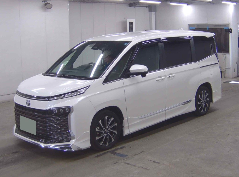 Toyota Voxy 2.0 S-Z 2024 White — BM 2475