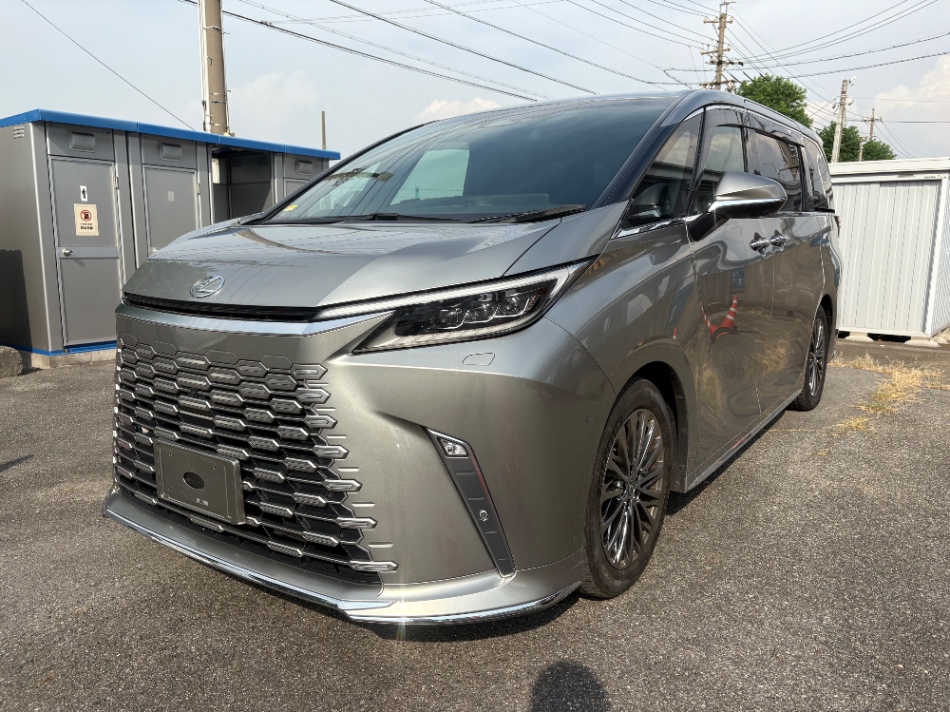 Lexus LM500H Executive 2024 Grey — DC 752