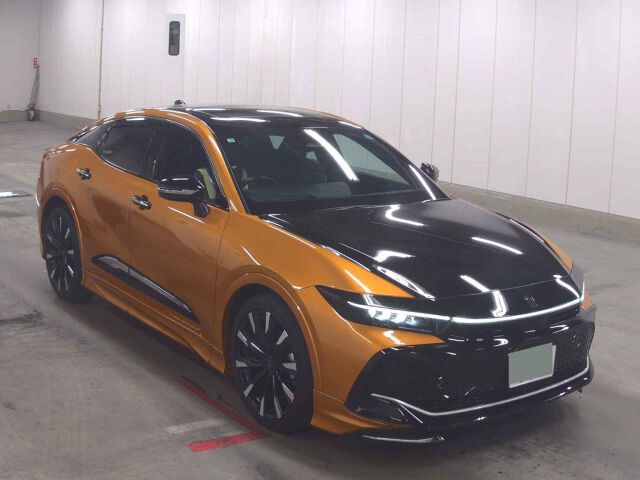 TOYOTA CROWN CROSSOVER RS ADVANCED BRONZE — BM 2545