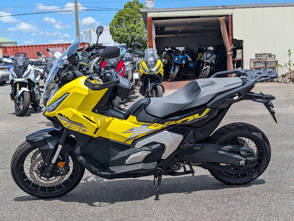 Honda X-ADV V3 2025 Yellow — WM 66