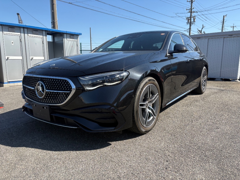 Mercedes Benz E200 Avangarde Isg 2024 Black — PS 565