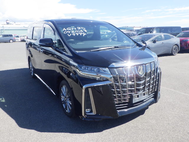 Toyota Alphard 2.5 S Type Gold 2 2022 Black — SA 2222