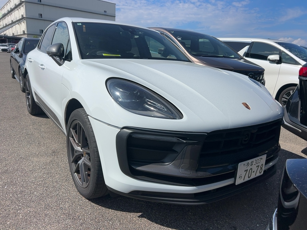 PORSCHE MACAN T WHITE — BM 2541