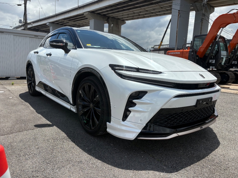 Toyota Crown Sport Z AT 2024 White — BM 2293