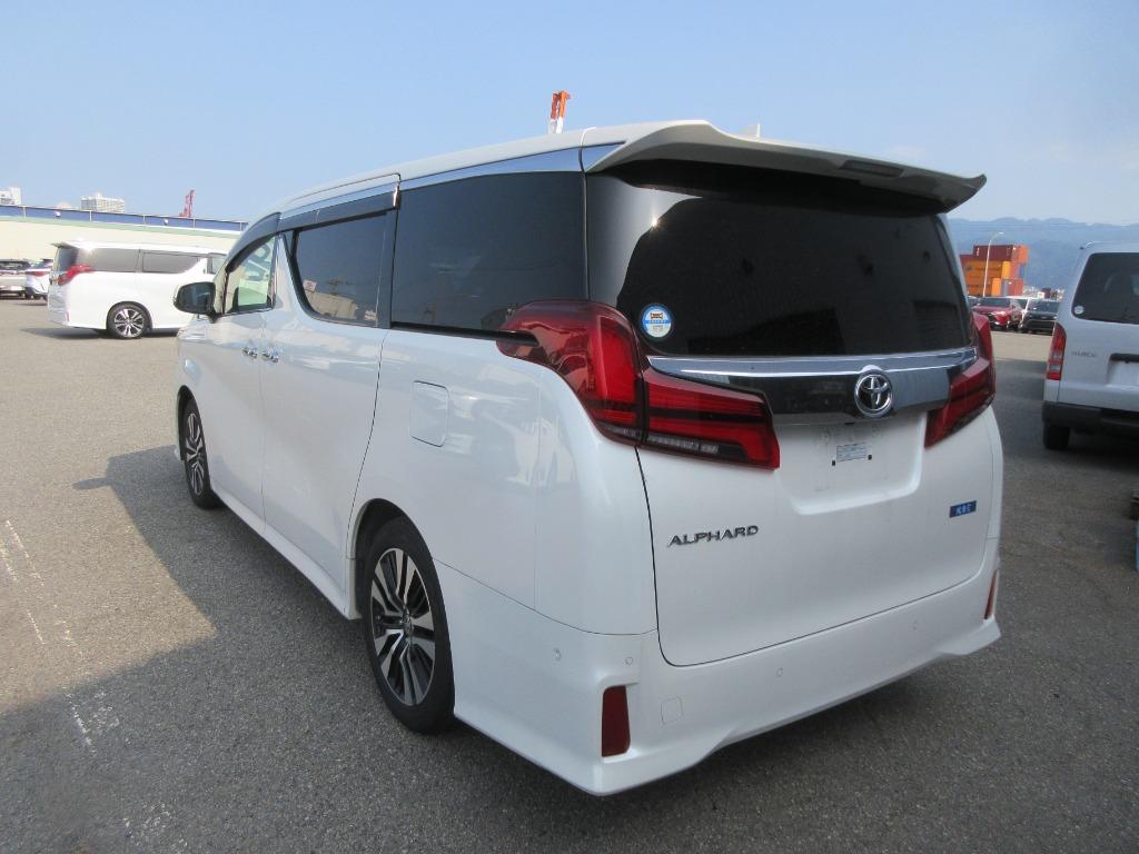 Toyota Alphard 2.5 SC 2021 White — BMT 2440