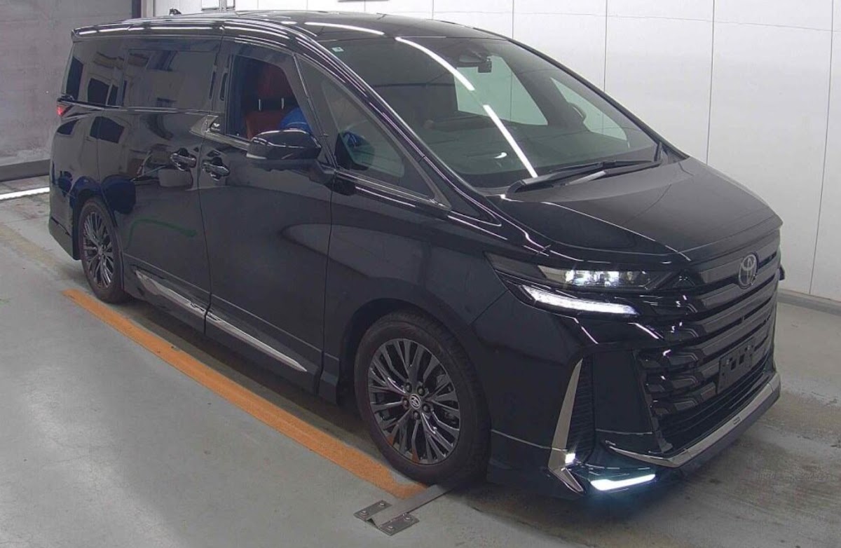 TOYOTA VELLFIRE 2.4 Z PREMIER (7 SEATER) — DD 336