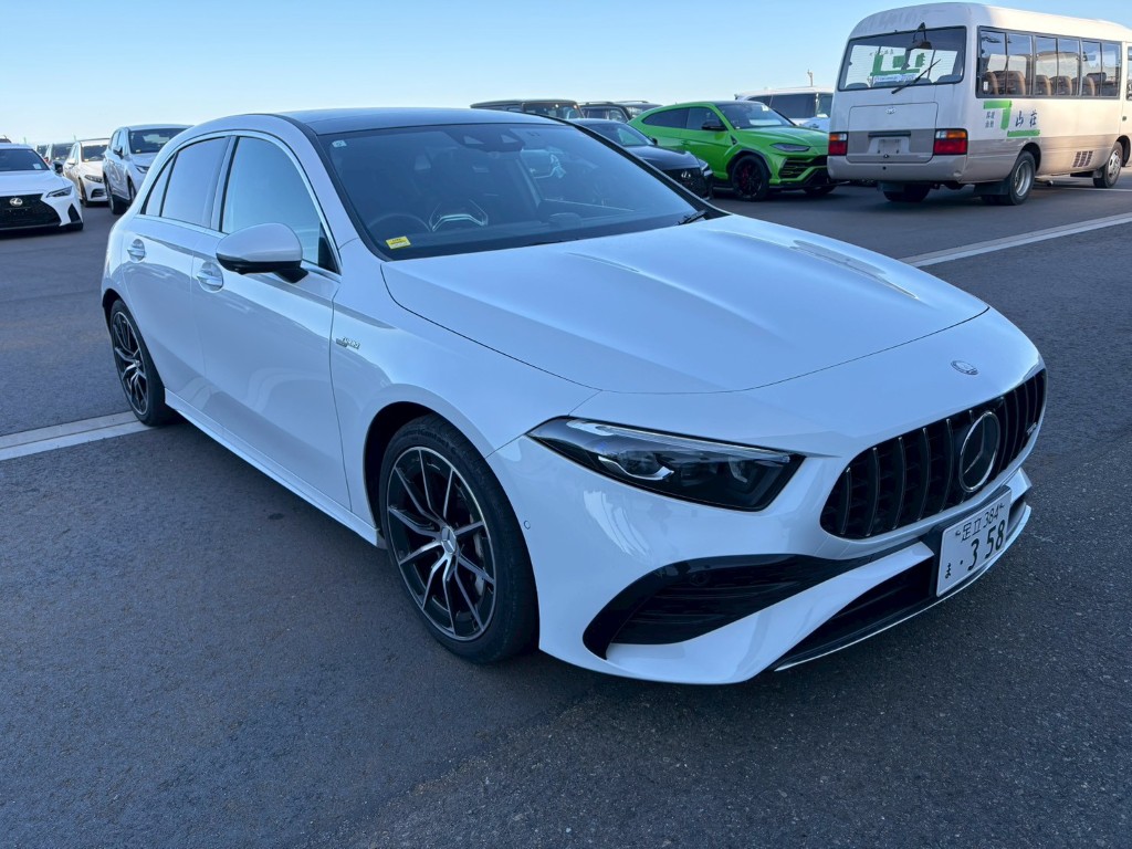 Mercedes Benz AMG A35 4MATIC 2023 White — PSZ 547
