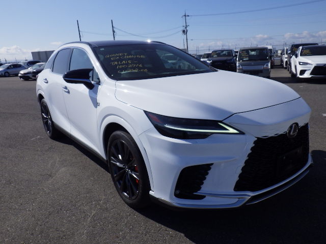 Lexus RX350 F Sport 2023 White — DD 230