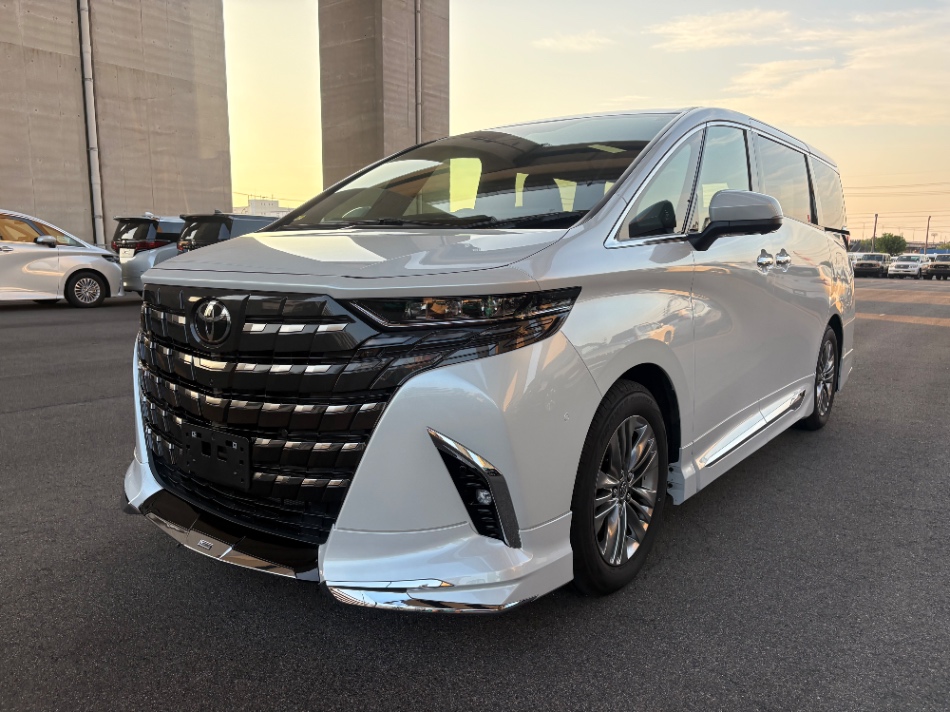 Toyota Alphard 2.5 Z 2025 White — DC 730
