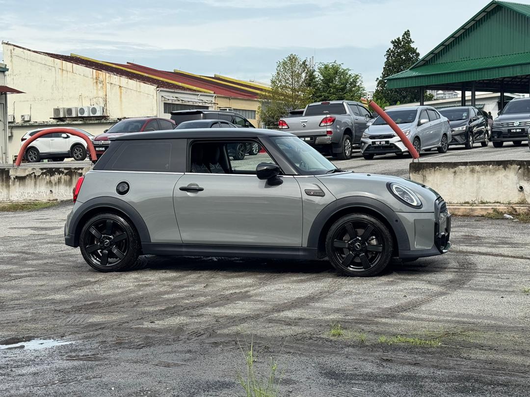 MINI COOPER S PREMIUM LINE — SA 1807