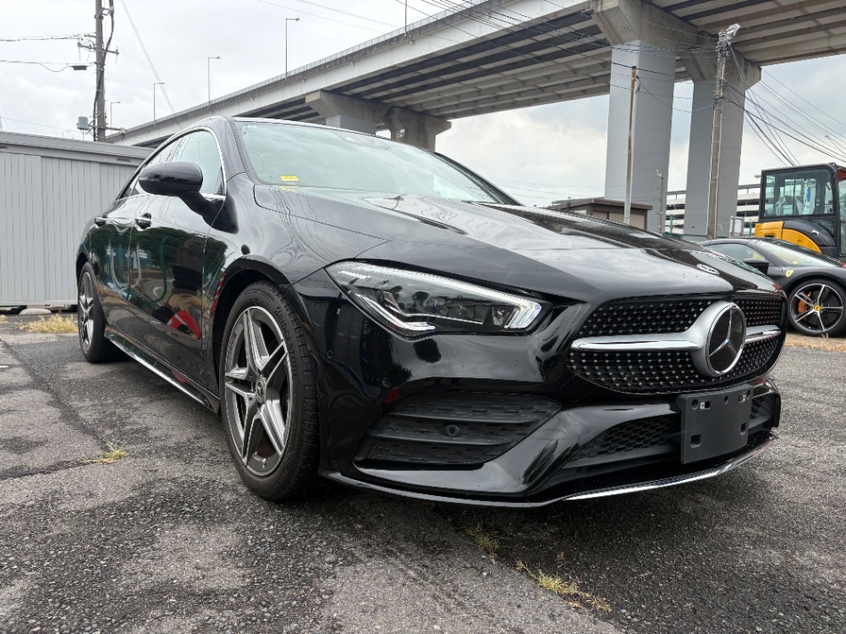Mercedes Benz CLA180 AMG Line 2023 Black — EW 593