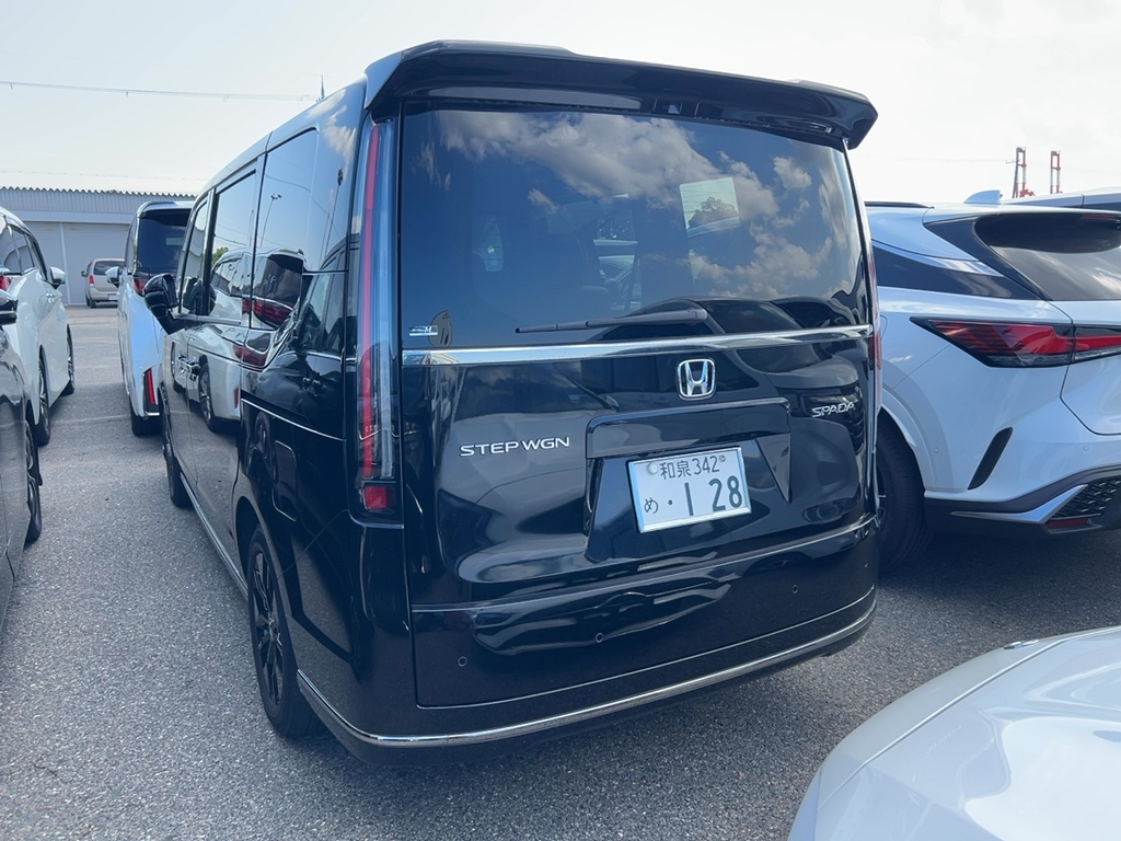 Honda Stepwagon 1.5 Spada 2022 Black — SA 2362