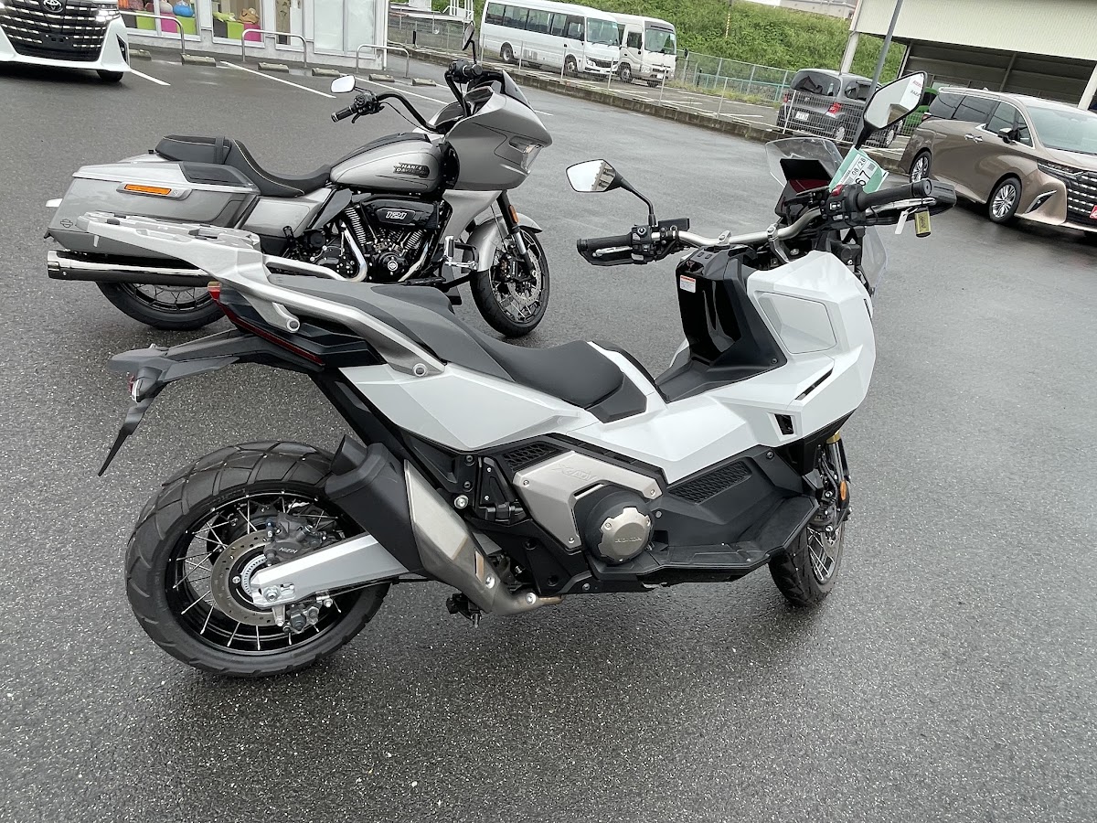 Honda X-ADV V3 2024 White — WM 101