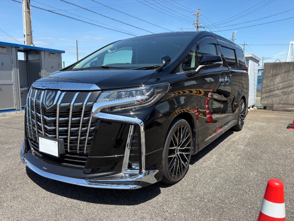Toyota Alphard 2.5 SC 2022 Black — WN 129