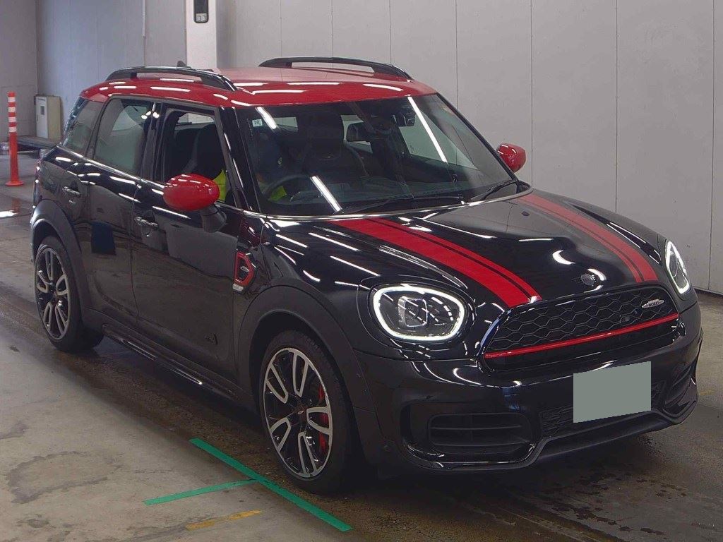 Mini John Cooper Works Crossover 2022 Black — EW 526