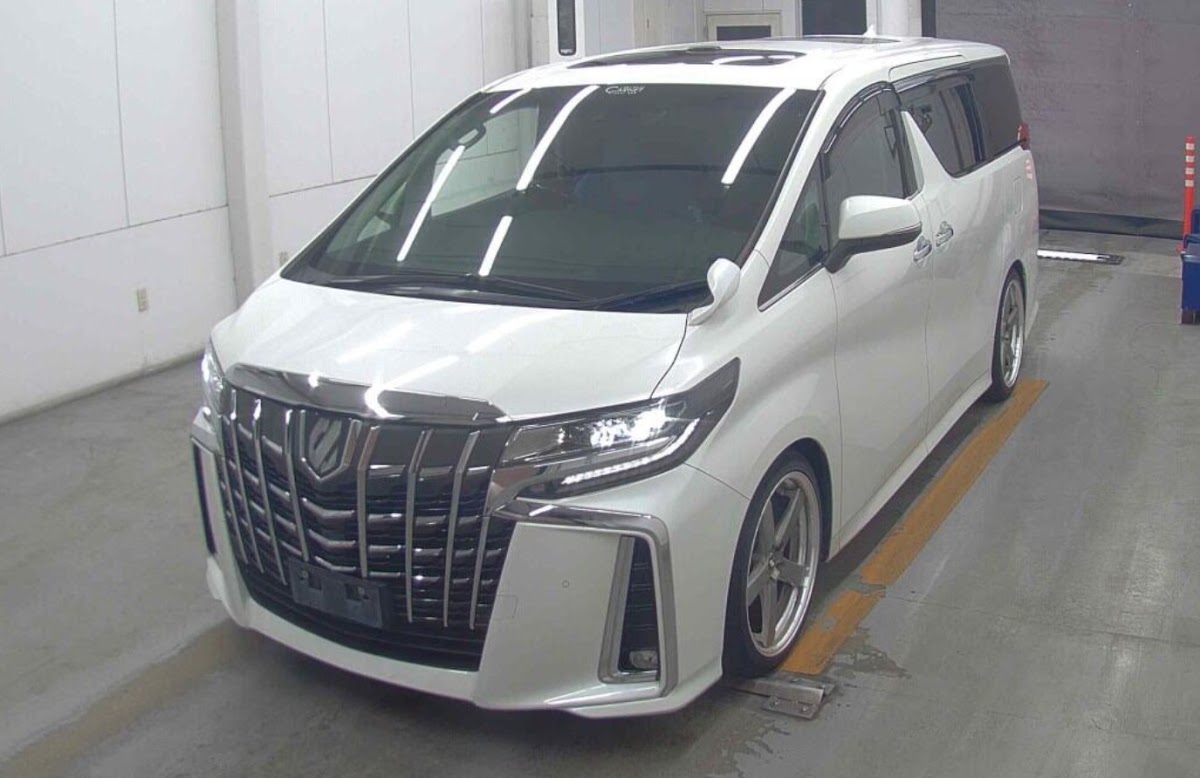 Toyota Alphard 2.5 SC 2022 White — DD 283