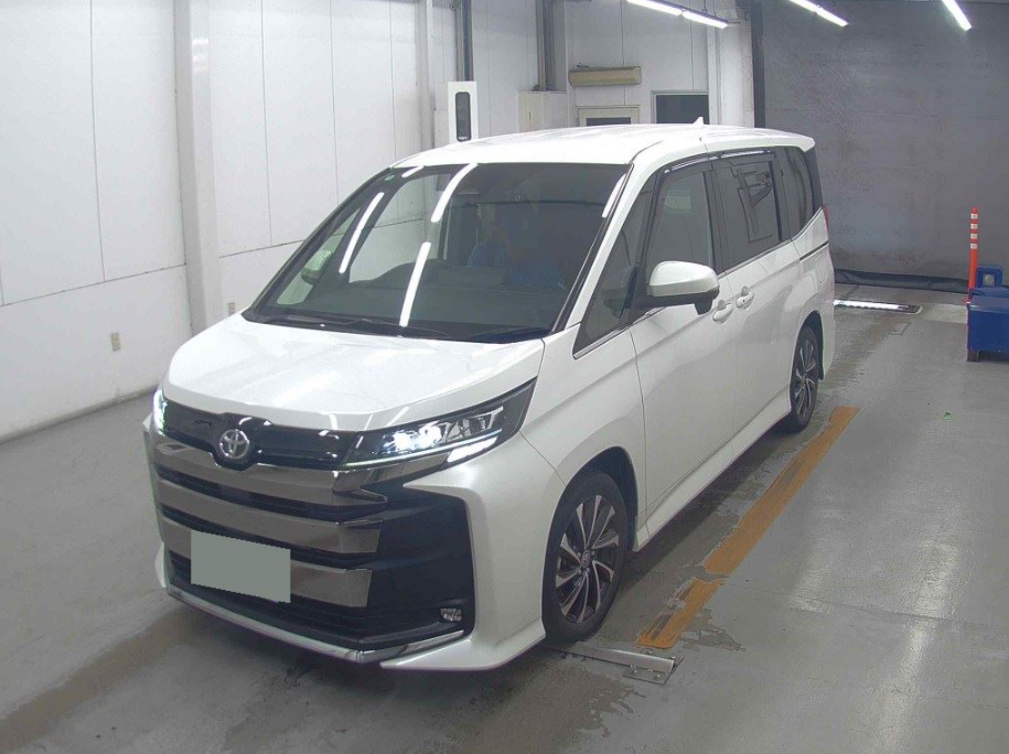 Toyota Noah 2.0 S-Z 2022 White — BM 2446