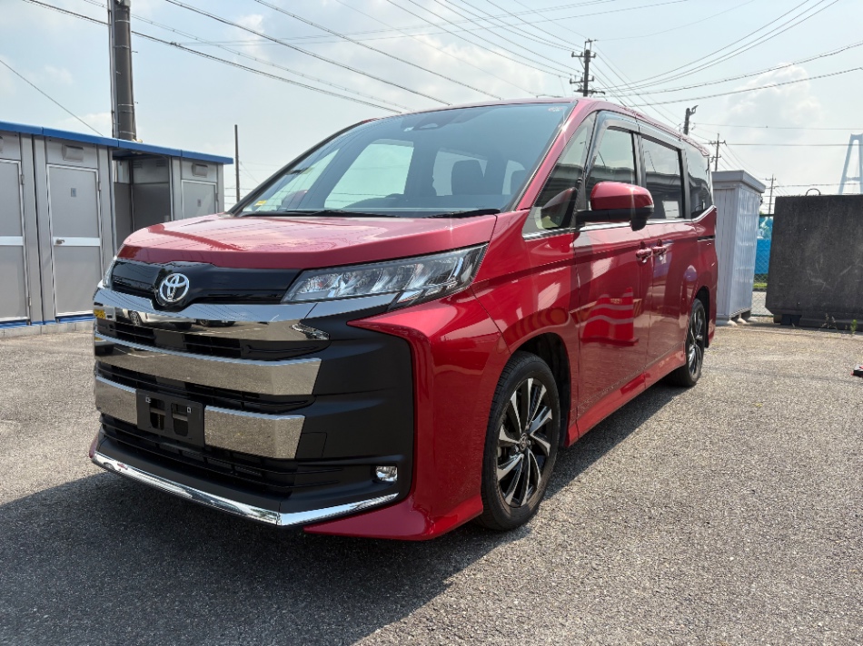Toyota Noah 2.0 S-Z 2023 Red — WN 191