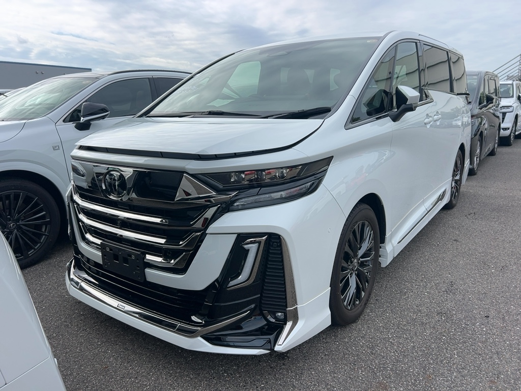 Toyota Vellfire 2.4 Z Premier 2023 White — BM 2511