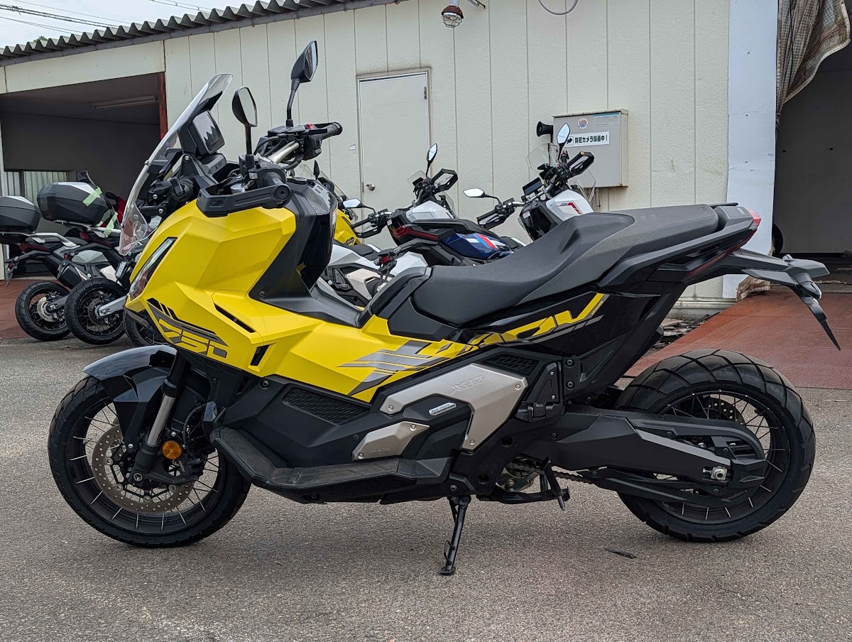 HONDA X-ADV V3 YELLOW — SM 140