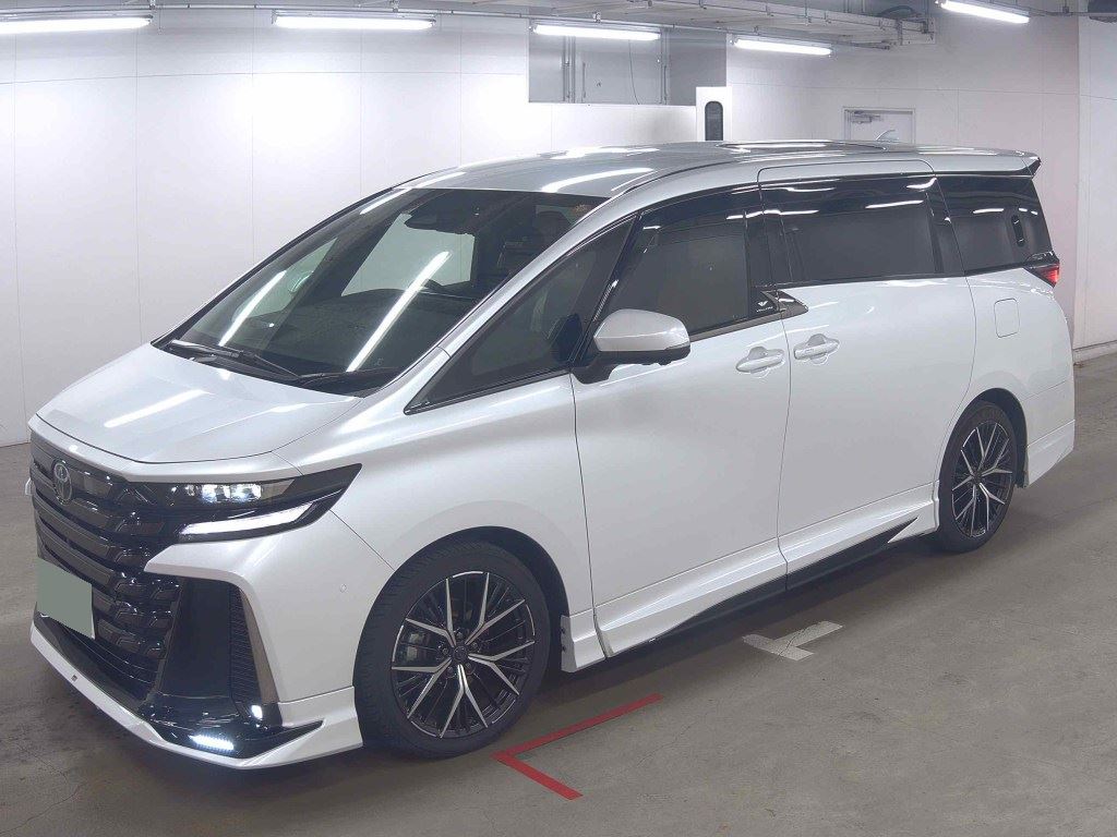Toyota Vellfire 2.4 Z Premier 2024 White — DC 692