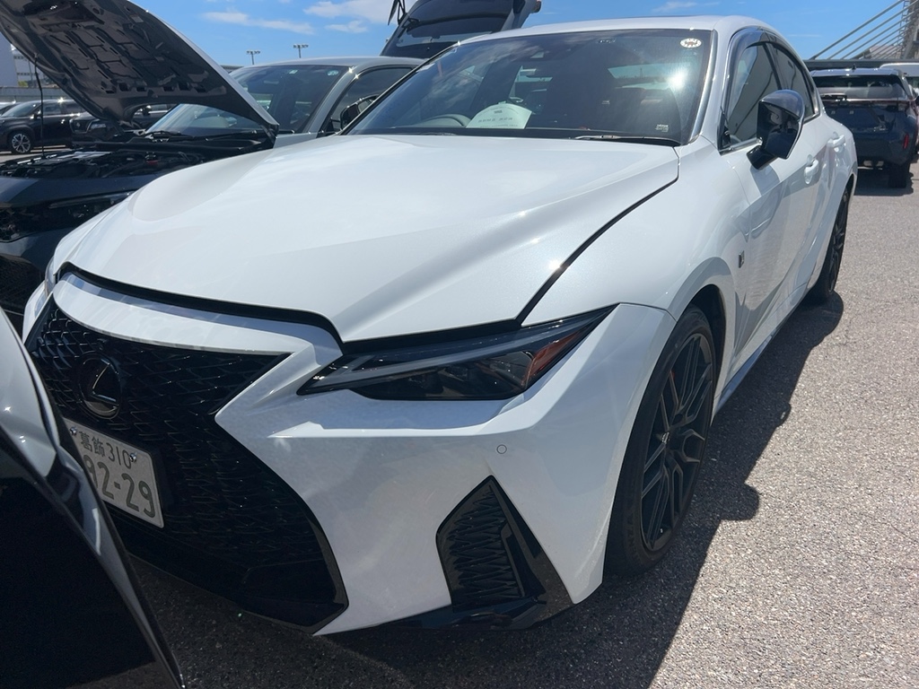 Lexus IS300 F Sport Mode Black 2021 White — SA 2241
