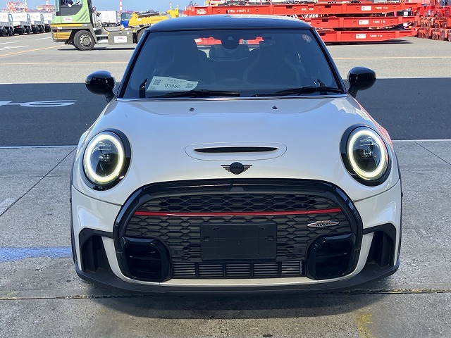 Mini John Cooper Works 2023 White — SA 2304