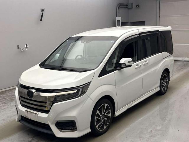 Honda Stepwagon 1.5 Spada Cool Spirit Honda Sensing 2022 White — SA 2363