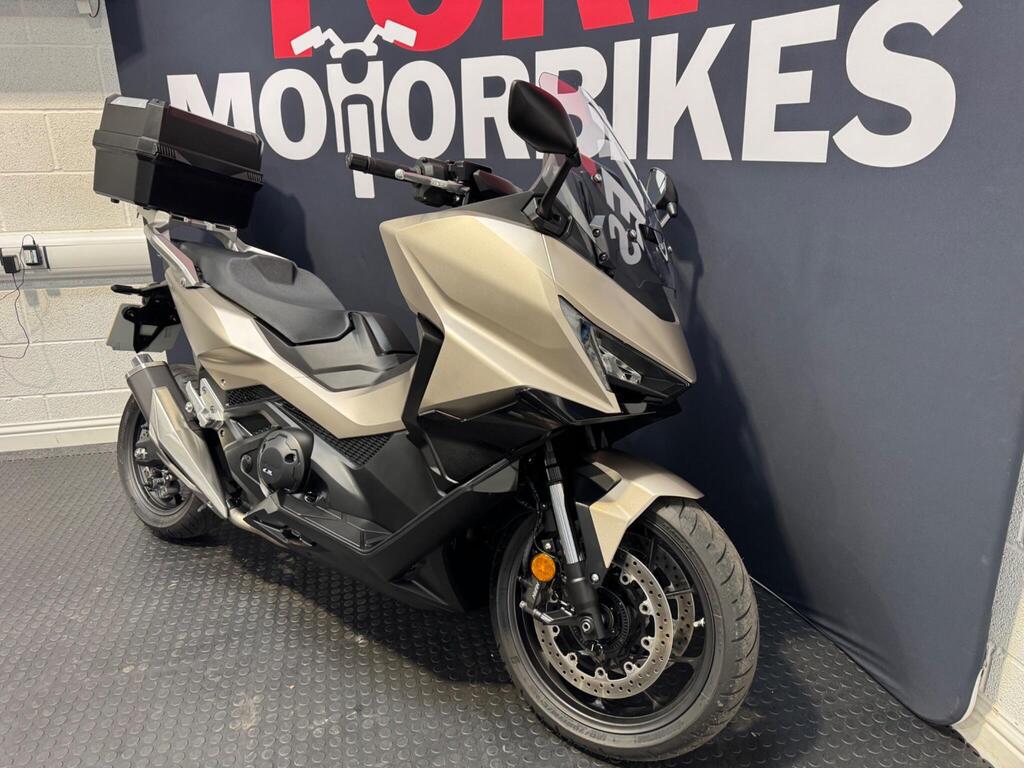 HONDA FORZA 750 (NEW MOTORBIKE) — WM 134