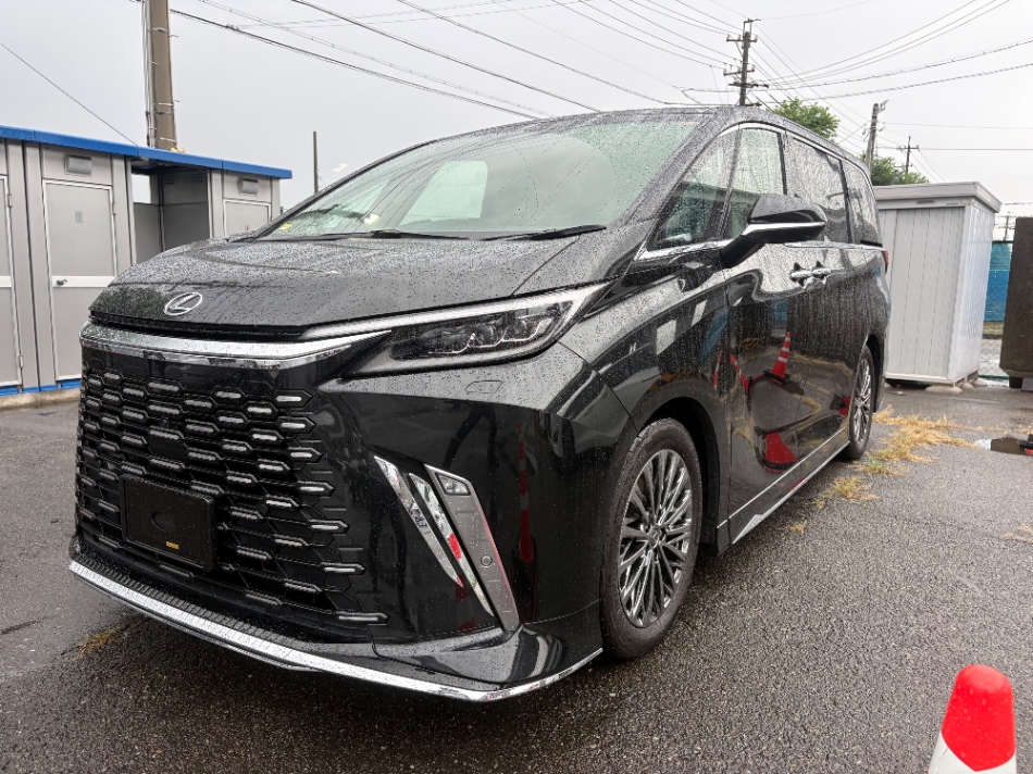 Lexus LM500H Executive 2024 Black — SA 2395