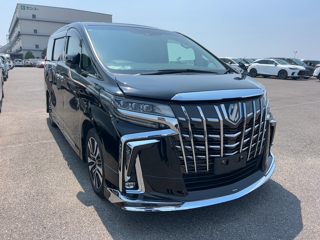 Toyota Alphard 2.5 SC 2023 Black — DC 716