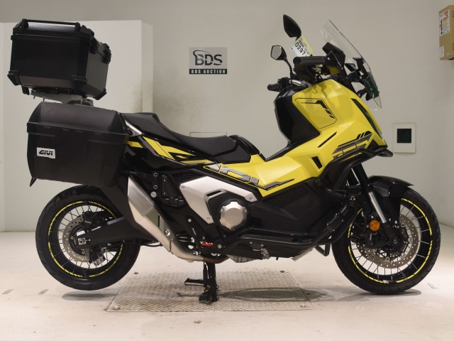 Honda X-ADV V3 2025 Yellow — WM 153