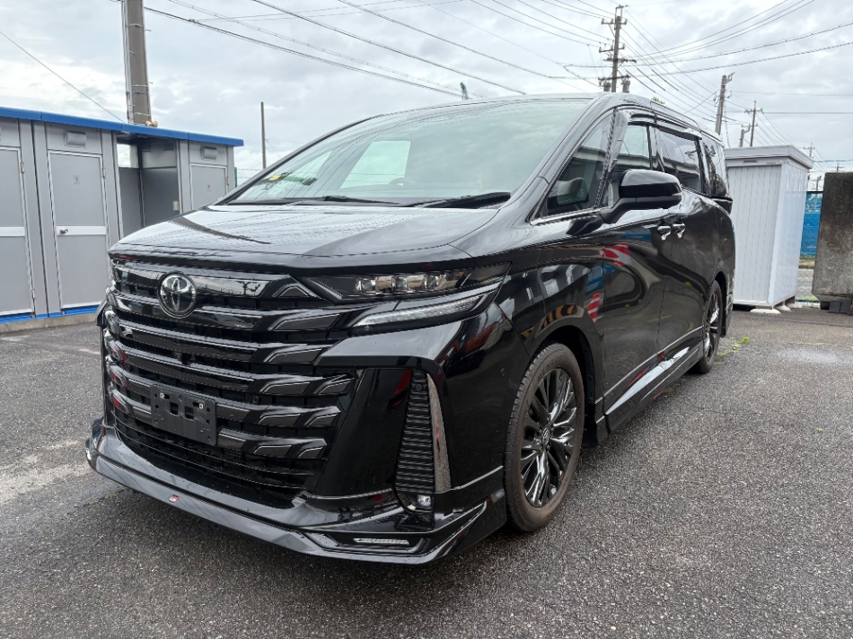 Toyota Vellfire 2.4 Z Premier 2023 Black — WN 163