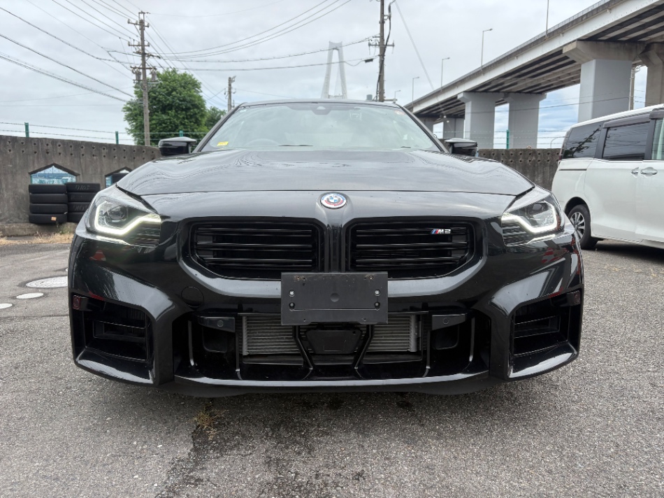BMW M2 BASE GRADE (AT) BLACK — BM 2532