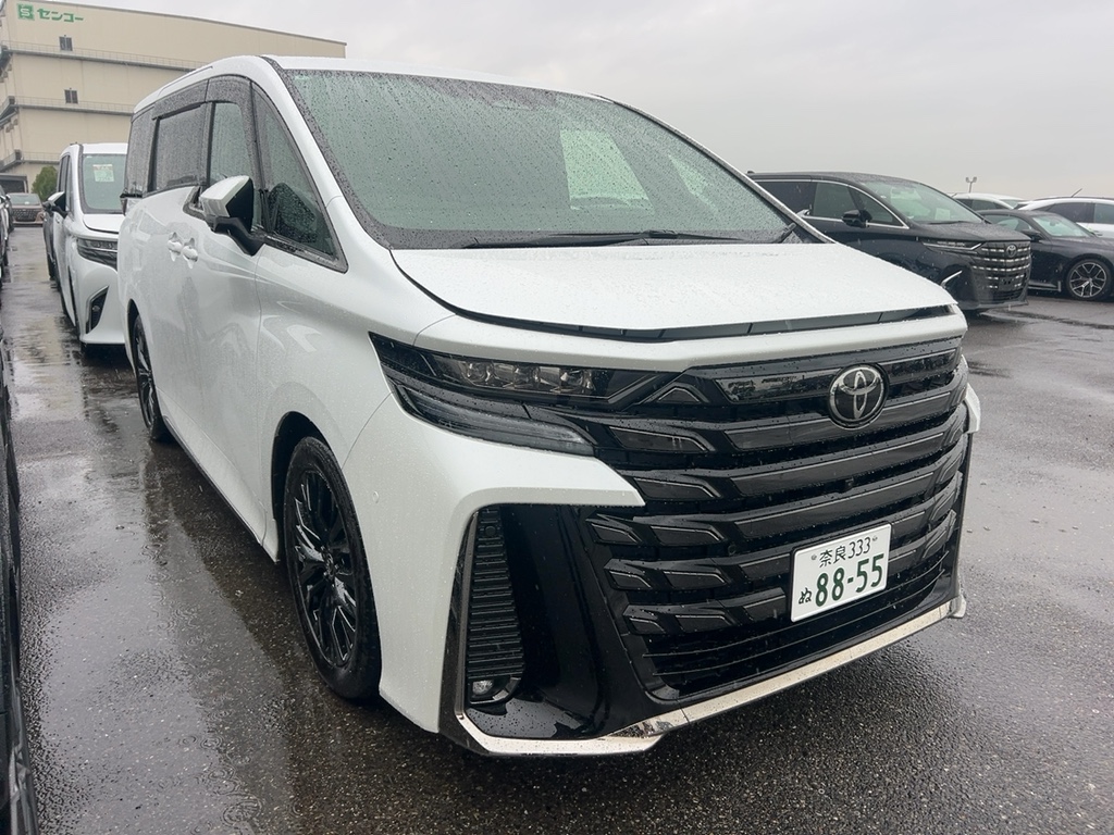 Toyota Vellfire 2.4 Z Premier 2024 White — SA 2384